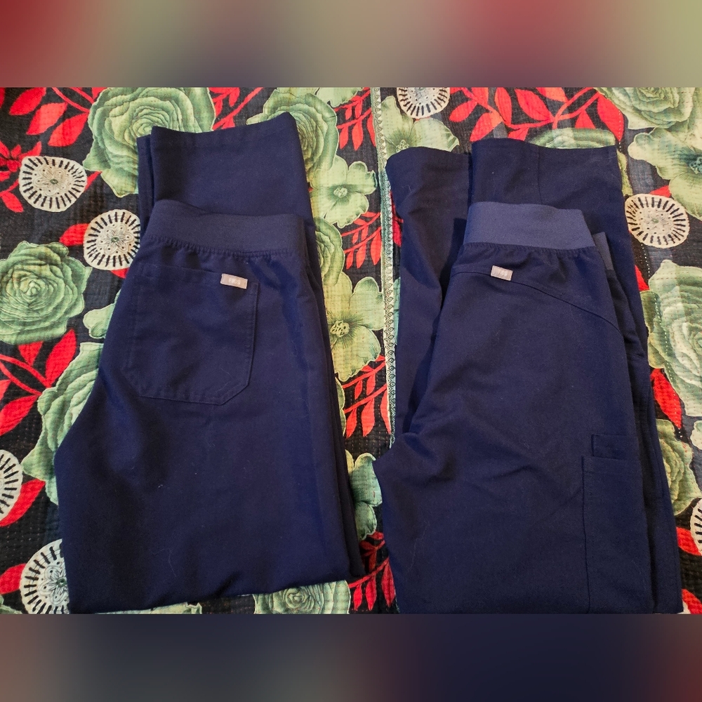 FIGS Navy Blue MEDIUM Women's Pants